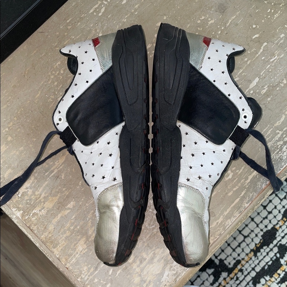 Vintage Gucci Black and Silver Men's Leather Sneakers - Picture 8 of 12
